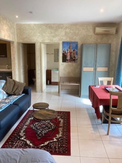 Studio « Saint-Petersbourg » A Avignon Eksteriør billede